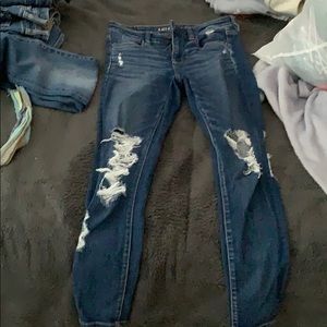 American eagle skinny jeans with holes